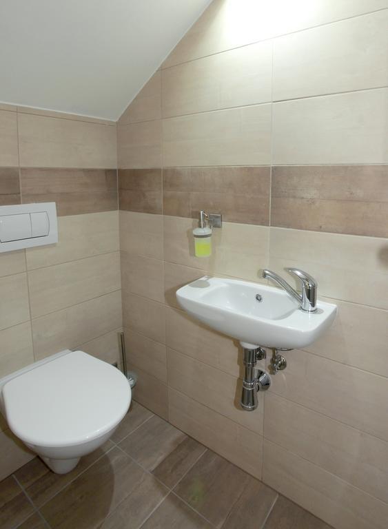 Apartman Pod Skalou V Ceskem Raji Besedice Екстер'єр фото