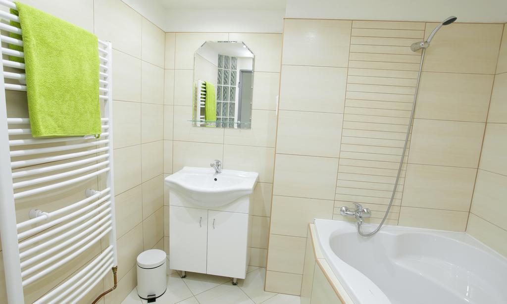 Apartman Pod Skalou V Ceskem Raji Besedice Екстер'єр фото